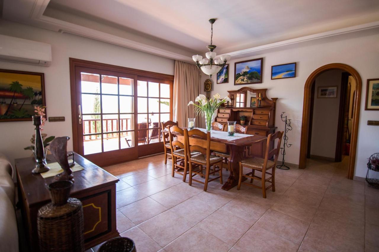 Villa Ca Na Vinya กาลาตาริดา ภายนอก รูปภาพ
